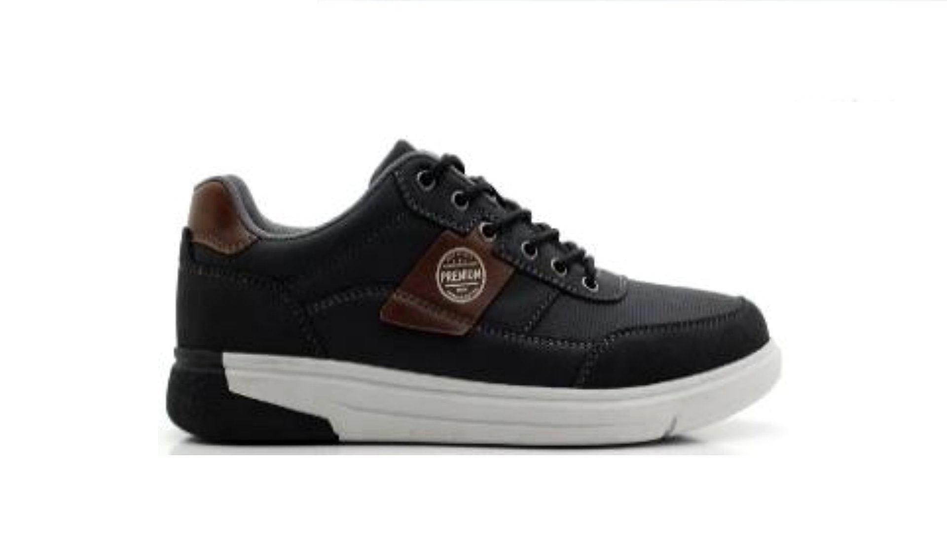 Men shoes sourcing by Blue Bay Asia